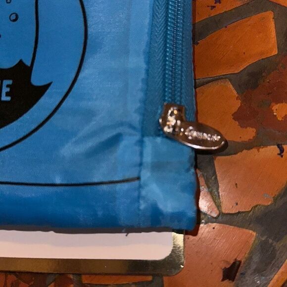 MIAMICA Light Blue Black Laundry Machine Print “Wash Me” Foldable Travel Bag - Picture 4 of 7